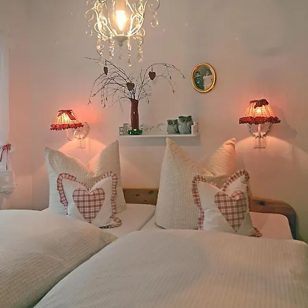 In Mit Gepflegtem Garten By Interhome Apartment