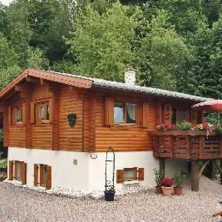 In Mit Gepflegtem Garten By Interhome Apartamento *