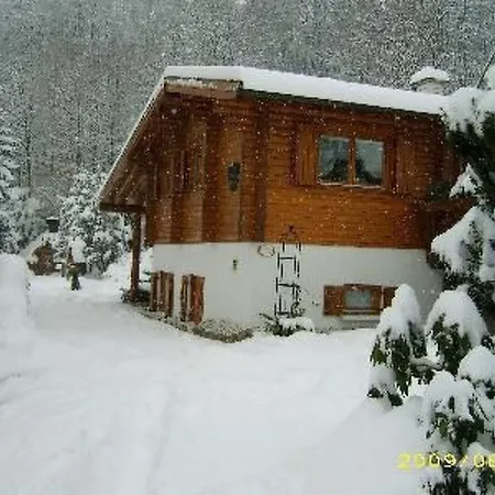 In Mit Gepflegtem Garten By Interhome Apartamento *